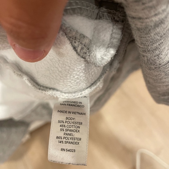 Athleta Light Gray Women's Hoodie - Picture 4 of 5